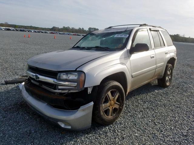 1GNDS13S952155440 - 2005 CHEVROLET TRAILBLAZER LS  photo 2