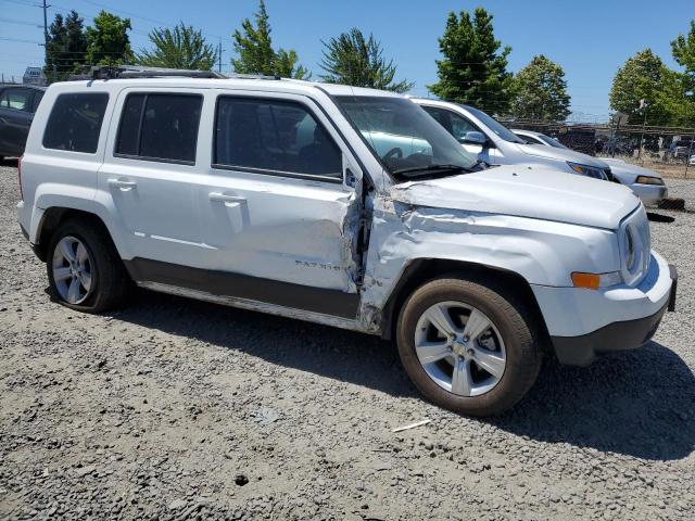 1C4NJRBB9CD564491 - 2012 JEEP PATRIOT SPORT WHITE photo 4