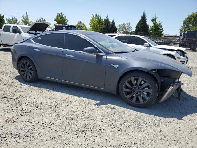 5YJSA1E20FF113026 - 2015 TESLA MODEL S Grafit foto 4