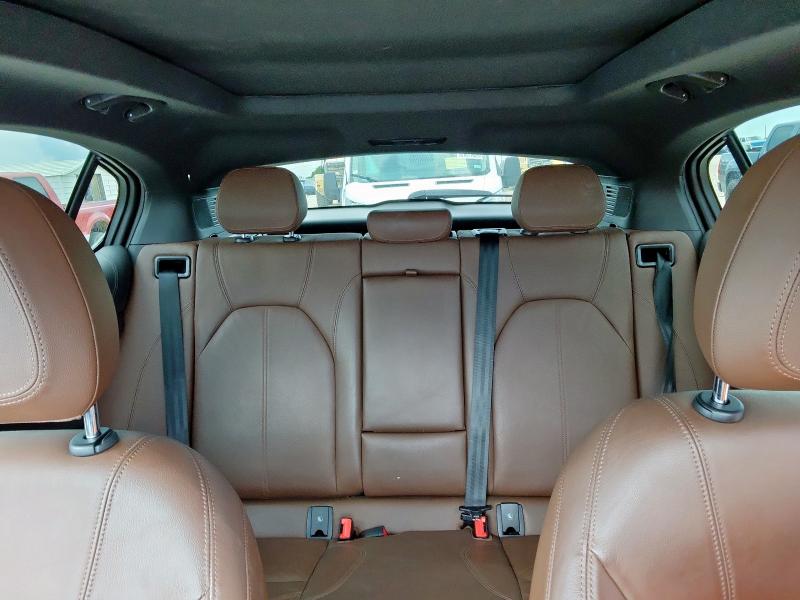 ZASPAKBN2N7D41521 - 2022 ALFA ROMEO STELVIO TI WHITE photo 10