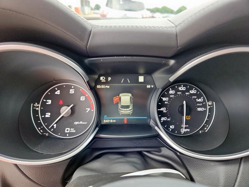 ZASPAKBN2N7D41521 - 2022 ALFA ROMEO STELVIO TI WHITE photo 9