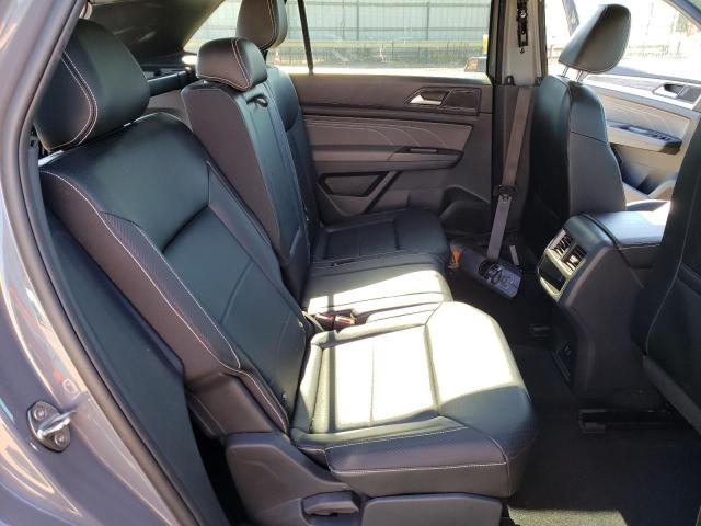 1V2HE2CA6NC222311 - 2022 VOLKSWAGEN ATLAS CROS SE Серый фото 11