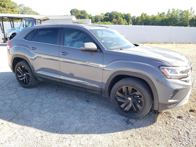 1V2HE2CA6NC222311 - 2022 VOLKSWAGEN ATLAS CROS SE Серый фото 4