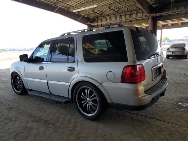 5LMFU27566LJ08506 - 2006 LINCOLN NAVIGATOR SILVER photo 2