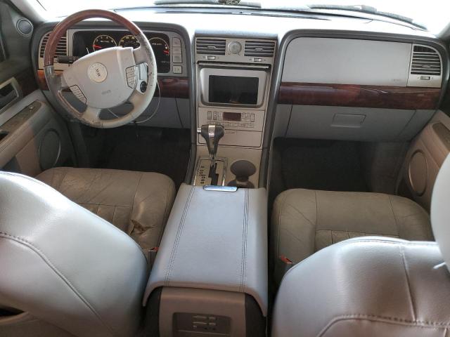 5LMFU27566LJ08506 - 2006 LINCOLN NAVIGATOR SILVER photo 8
