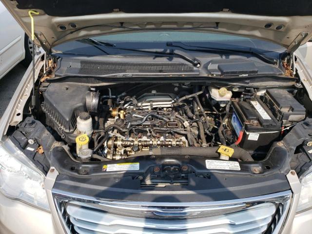 2C4RC1GG5DR531469 - 2013 CHRYSLER TOWN & COU LIMITED TAN photo 12