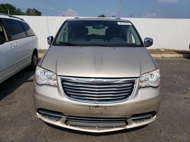 2C4RC1GG5DR531469 - 2013 CHRYSLER TOWN & COU LIMITED TAN photo 5