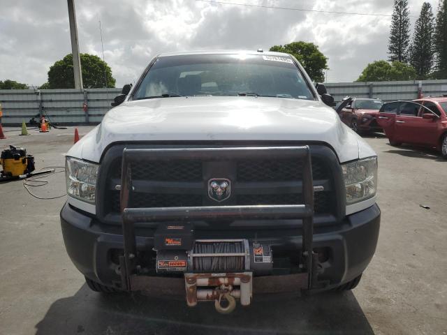 3C6TR5CT2JG241746 - 2018 RAM 2500 ST WHITE photo 5
