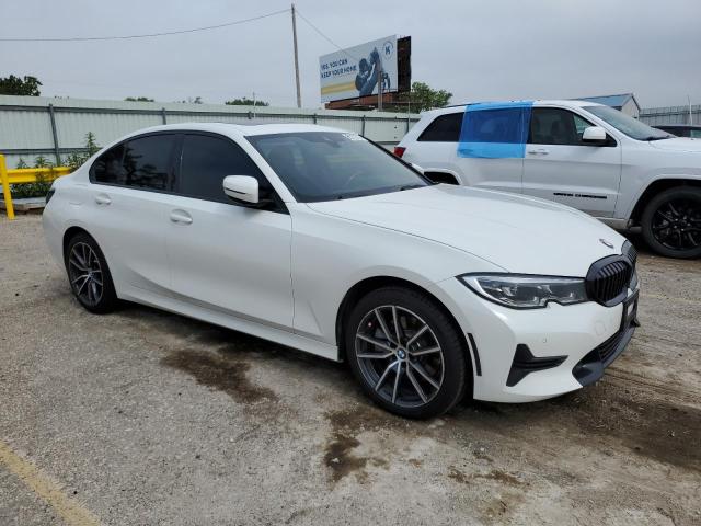 3MW5R7J01L8B24224 - 2020 BMW 330XI WHITE photo 4