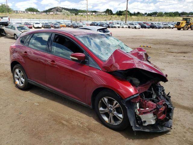 1FADP3K29EL133431 - 2014 FORD FOCUS SE RED photo 4