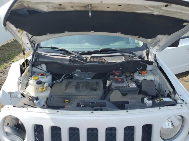 1C4NJPFB3GD678104 - 2016 JEEP PATRIOT LATITUDE WHITE photo 11