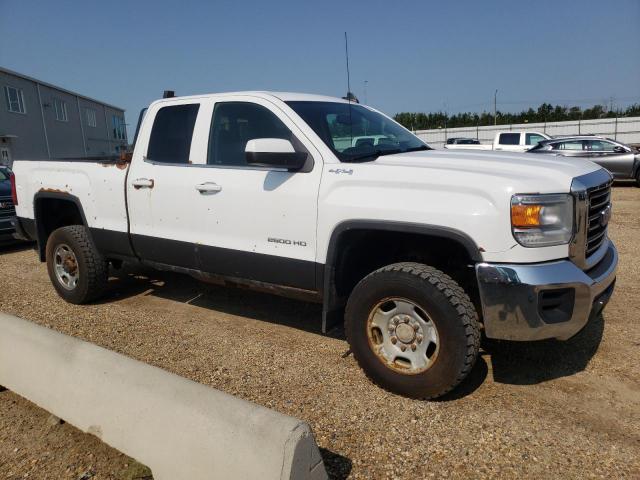 1GT22SEG9GZ131812 - 2016 GMC SIERRA K2500 SLE WHITE photo 4