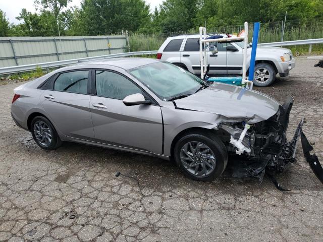 KMHLM4DG6RU675305 - 2024 HYUNDAI ELANTRA SEL GRAY photo 4