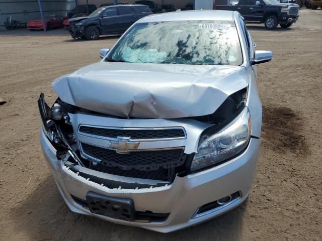 1G11C5SA6DF318845 - 2013 CHEVROLET MALIBU 1LT 银色 照片 5