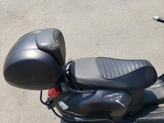 ZAPMA39M6L5200988 - 2020 VESPA GTS 300 BLACK photo 6