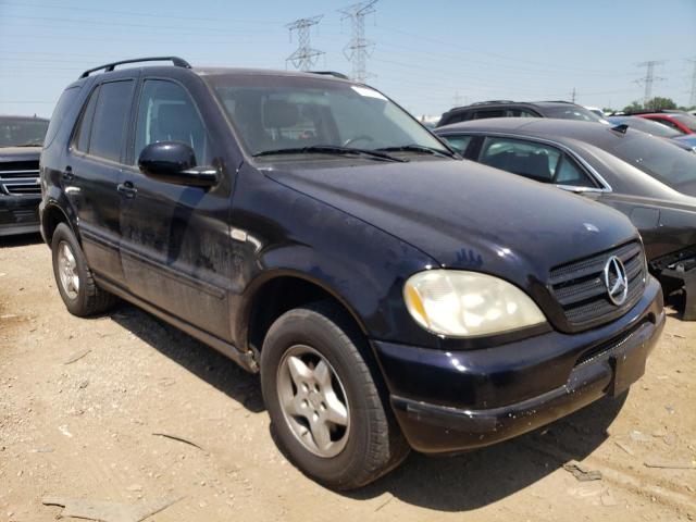 4JGAB54E1YA165459 - 2000 MERCEDES-BENZ ML 320 BLACK photo 4