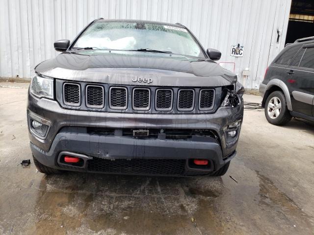 3C4NJDDBXHT630578 - 2017 JEEP COMPASS TRAILHAWK GRAY photo 5