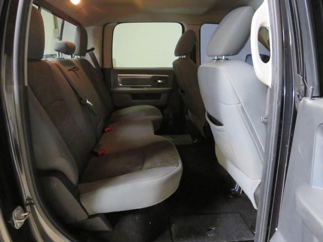 1C6RR7LT0KS569246 - 2019 RAM 1500 CLASS SLT შავი ფოტო 6