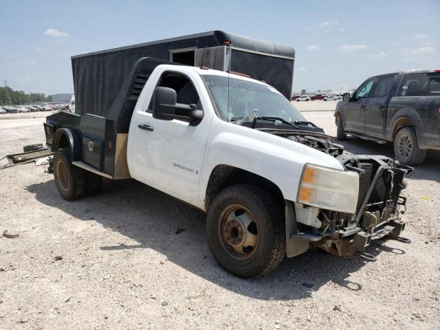 1GCJK34698E132946 - 2008 CHEVROLET SILVERADO K3500 WHITE photo 4