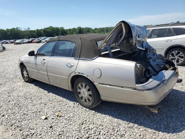 1LNHM81WX3Y636175 - 2003 LINCOLN TOWN CAR EXECUTIVE Beige Foto 2