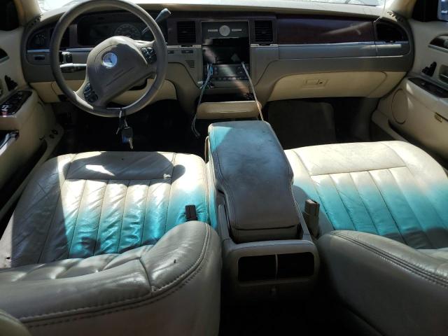 1LNHM81WX3Y636175 - 2003 LINCOLN TOWN CAR EXECUTIVE Beige Foto 8