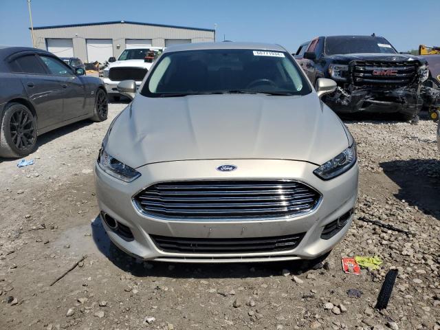 3FA6P0H7XGR159745 - 2016 FORD FUSION SE GOLD photo 5