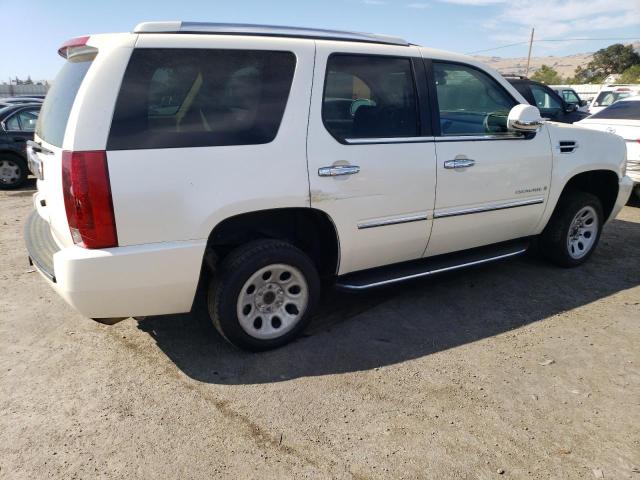 1GYFK63857R294469 - 2007 CADILLAC ESCALADE LUXURY WHITE photo 3