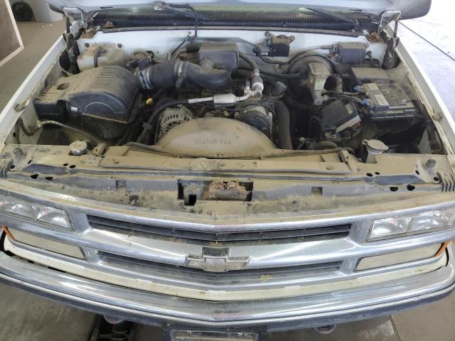 1GNEK13R5XJ460895 - 1999 CHEVROLET TAHOE K1500 WHITE photo 12