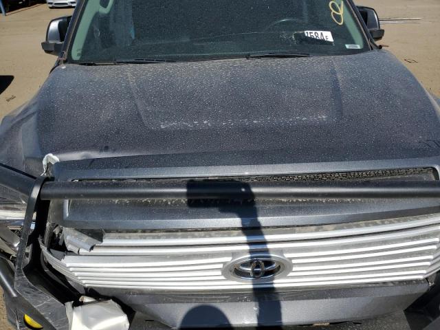 5TFUW5F15HX619001 - 2017 TOYOTA TUNDRA DOUBLE CAB SR/SR5 GRAY photo 11