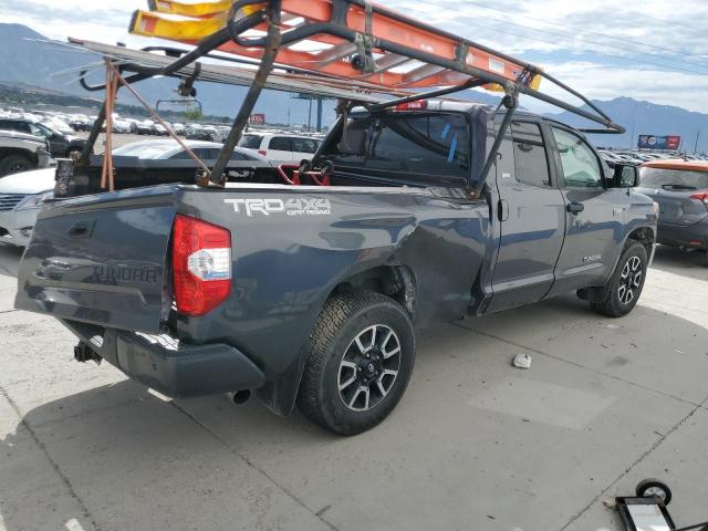 5TFUY5F16JX712254 - 2018 TOYOTA TUNDRA DOUBLE CAB SR/SR5 GRAY photo 3