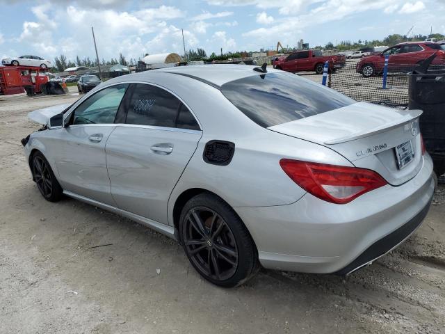 WDDSJ4EB0JN608165 - 2018 MERCEDES-BENZ CLA 250 SILVER photo 2