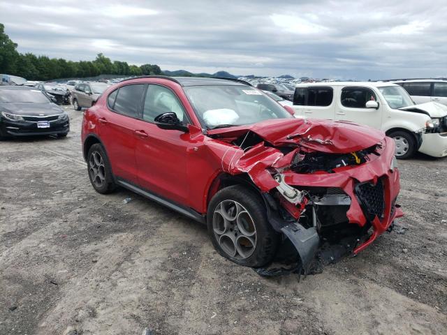 ZASPAKBN2N7D33967 - 2022 ALFA ROMEO STELVIO TI RED photo 4