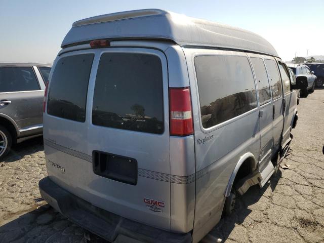 1GDFH15TX41190834 - 2004 GMC SAVANA RV G1500 SILVER photo 3