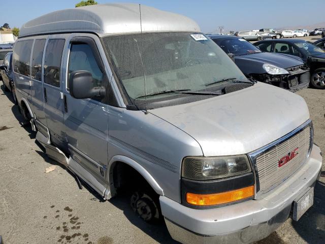 1GDFH15TX41190834 - 2004 GMC SAVANA RV G1500 SILVER photo 4