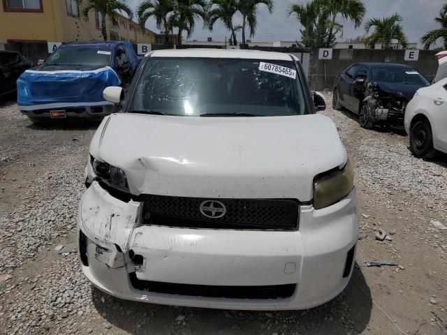 JTLZE4FE1A1102328 - 2010 TOYOTA SCION XB 白色 照片 5