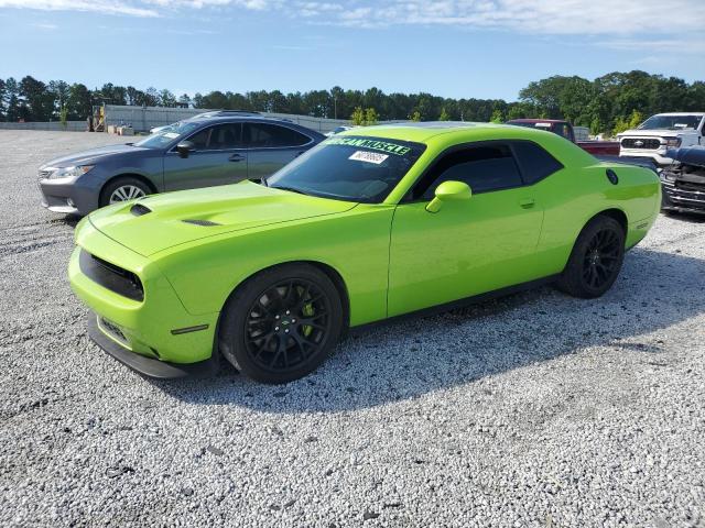 2C3CDZFJ2KH500296 - 2019 DODGE CHALLENGER R/T SCAT PACK GREEN photo 1