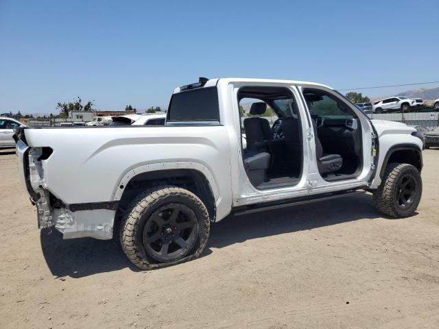 5TFNA5DB6NX003415 - 2022 TOYOTA TUNDRA CREWMAX PLATINUM WHITE photo 3