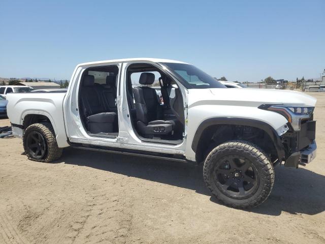 5TFNA5DB6NX003415 - 2022 TOYOTA TUNDRA CREWMAX PLATINUM WHITE photo 4