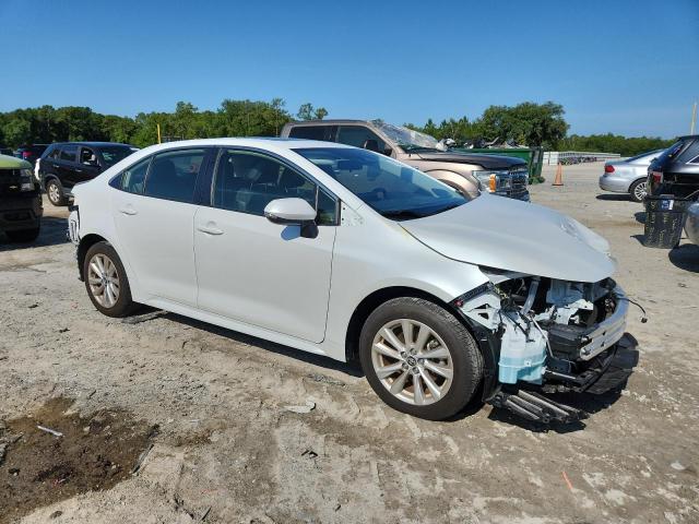 JTDBCMFE6R3043926 - 2024 TOYOTA COROLLA LE თეთრი ფოტო 4