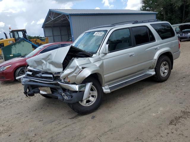 2000 TOYOTA 4RUNNER SR5, 