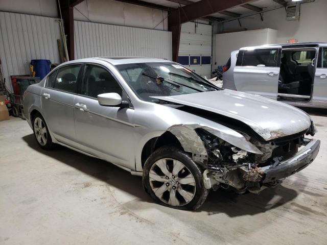 1HGCP26709A113786 - 2009 HONDA ACCORD EX SILVER photo 4