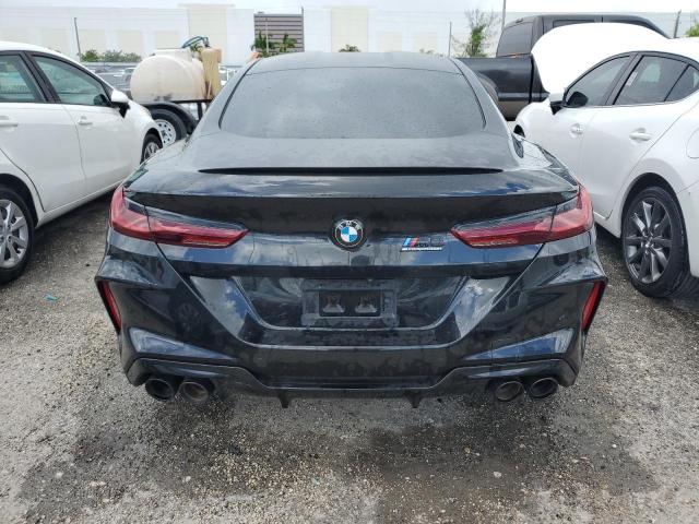 WBSAE0C01NCK03799 - 2022 BMW M8 BLACK photo 6