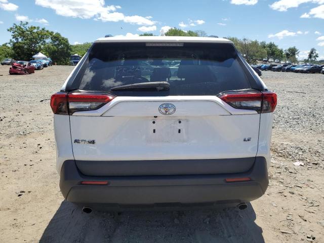 2T3H1RFV0KC020384 - 2019 TOYOTA RAV4 LE WHITE photo 6