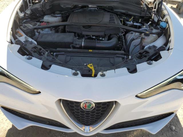ZASFAKPN2J7B82241 - 2018 ALFA ROMEO STELVIO SPORT Weiß Foto 11