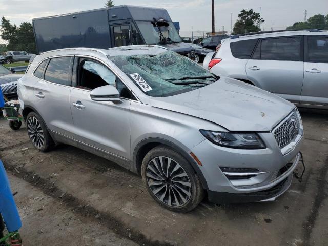 5LMTJ4DH2KUL17123 - 2019 LINCOLN MKC BLACK LABEL Silber Foto 4