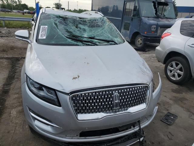 5LMTJ4DH2KUL17123 - 2019 LINCOLN MKC BLACK LABEL Silber Foto 5