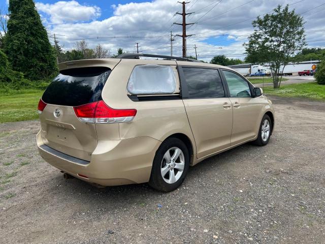 5TDKK3DC9CS233451 - 2012 TOYOTA SIENNA LE GOLD photo 4