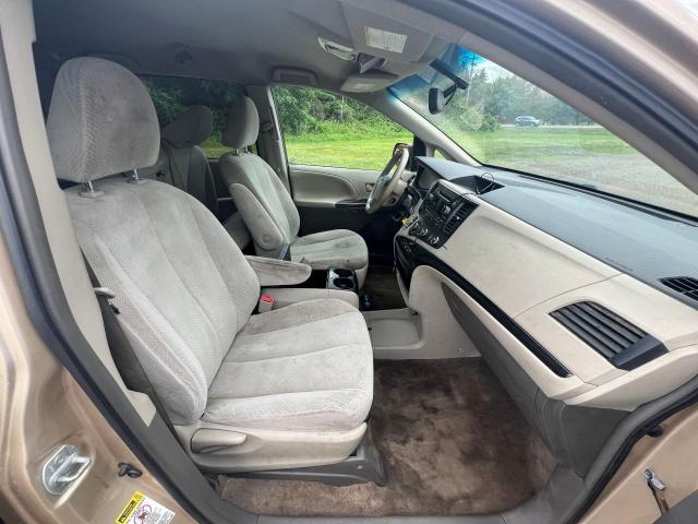 5TDKK3DC9CS233451 - 2012 TOYOTA SIENNA LE GOLD photo 5