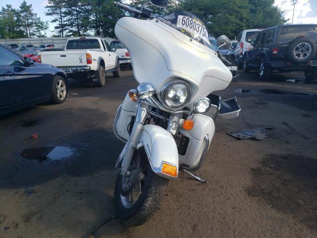 1HD1FC4198Y678605 - 2008 HARLEY-DAVIDSON FLHTCUI 白色 照片 2