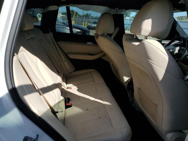 5UXTR9C59KLP96245 - 2019 BMW X3 XDRIVE30I WHITE photo 11